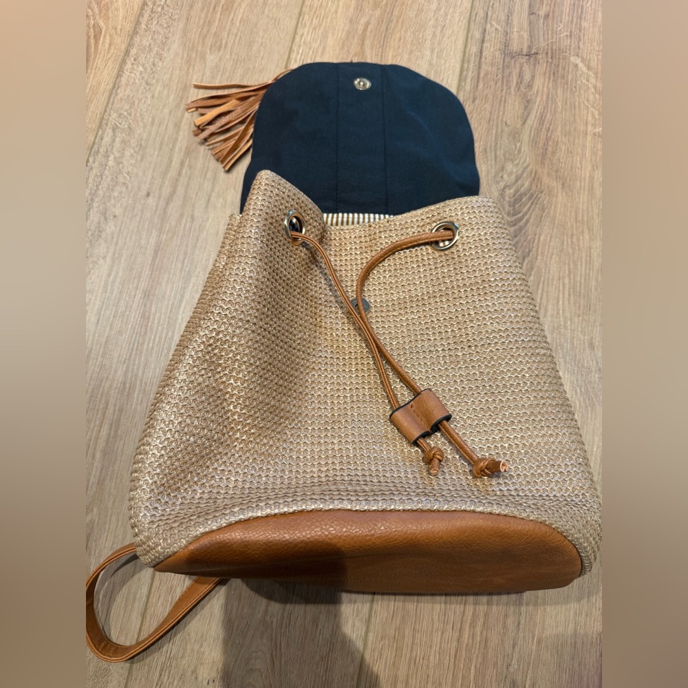 Brown‎ and Tan Woven Backpack - Picture 5 of 5